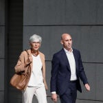 Rubiales declara en la Audiencia Nacional por el beso que le dio a la jugadora Jenni Hermoso