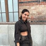Alba Díaz con la camisa más en tendencia del otoño