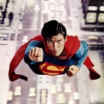 Superman es ese mesías altruista que sufre o se sacrifica por los demás