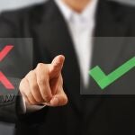 ¿Se dice «adentro» o «dentro»? Esta es la respuesta según la RAE