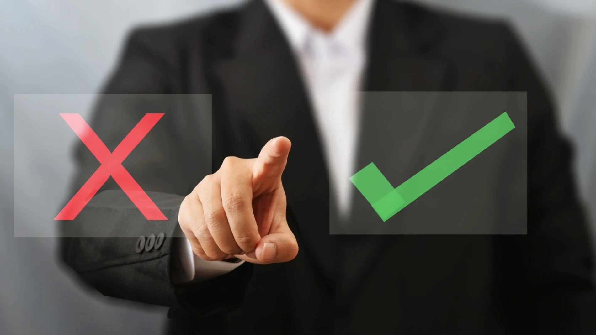 ¿Se dice «adentro» o «dentro»? Esta es la respuesta según la RAE