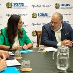 La consejera de Agua, Agricultura, Ganadería y Pesca, Sara Rubira, junto al presidente de Scrats, Lucas Jiménez