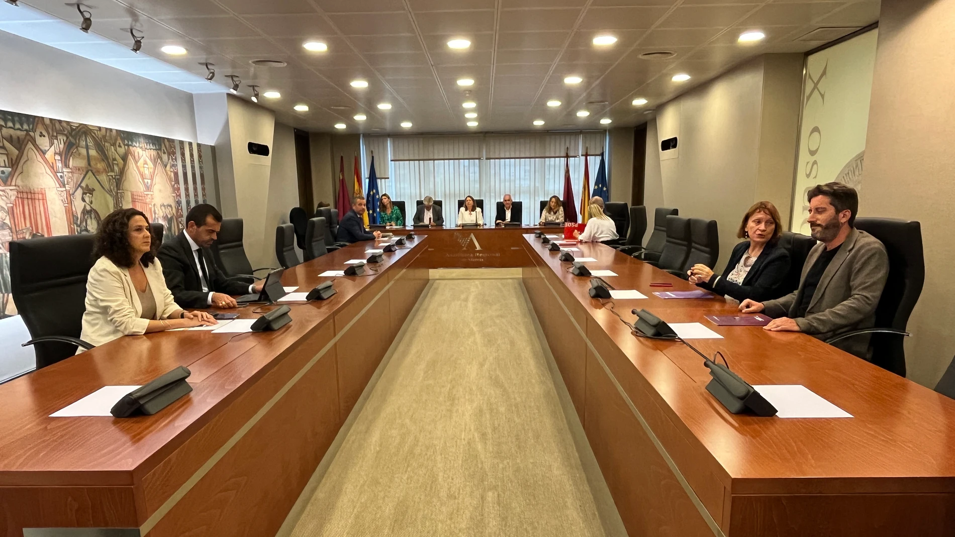 La Junta de Portavoces de la Asamblea Regional fijó ayer el calendario de sesiones y plenos