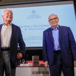 Alfonso Guerra presenta su libro 'La rosa y las espinas: El hombre detrás del político'