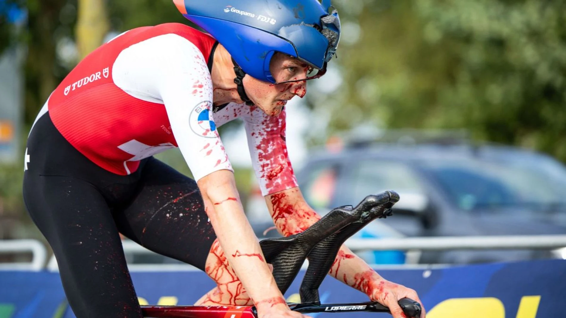 El brutal accidente de Küng reabre el debate en el ciclismo