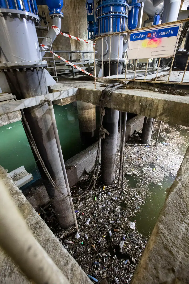 Estanque de tormentas del Club Villa de Madrid, el mas grande de Europa.© Jesús G. Feria.