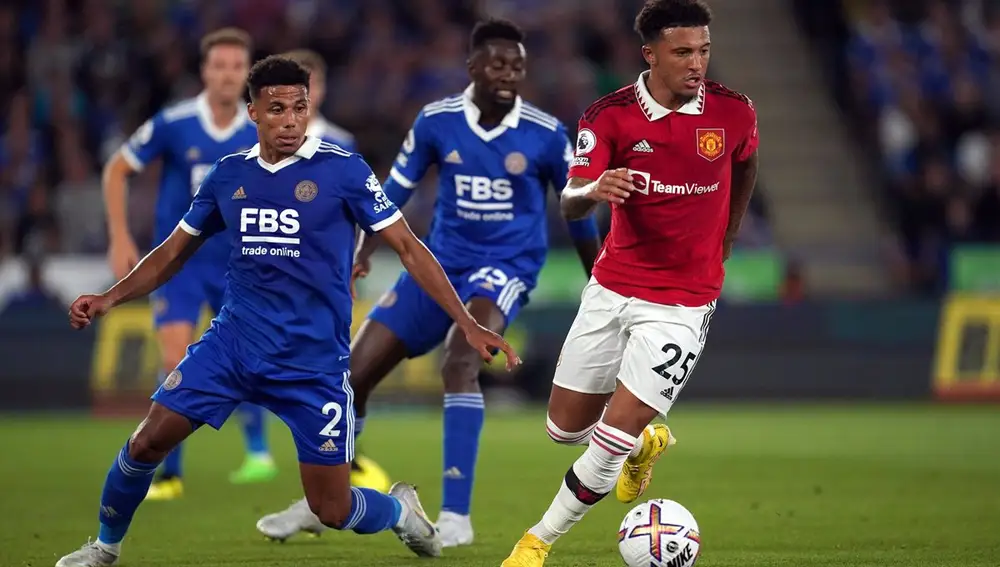 Jadon Sancho con el Manchester United