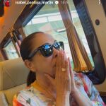 Isabel Pantoja entra con su equipo al Estadio de la Cartuja