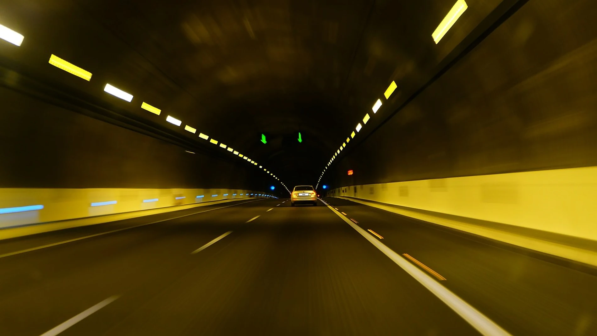 ¿Qué es el ‘efecto túnel’ y cómo afecta a nuestra conducción?