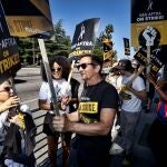 Los actores en huelga en Hollywood