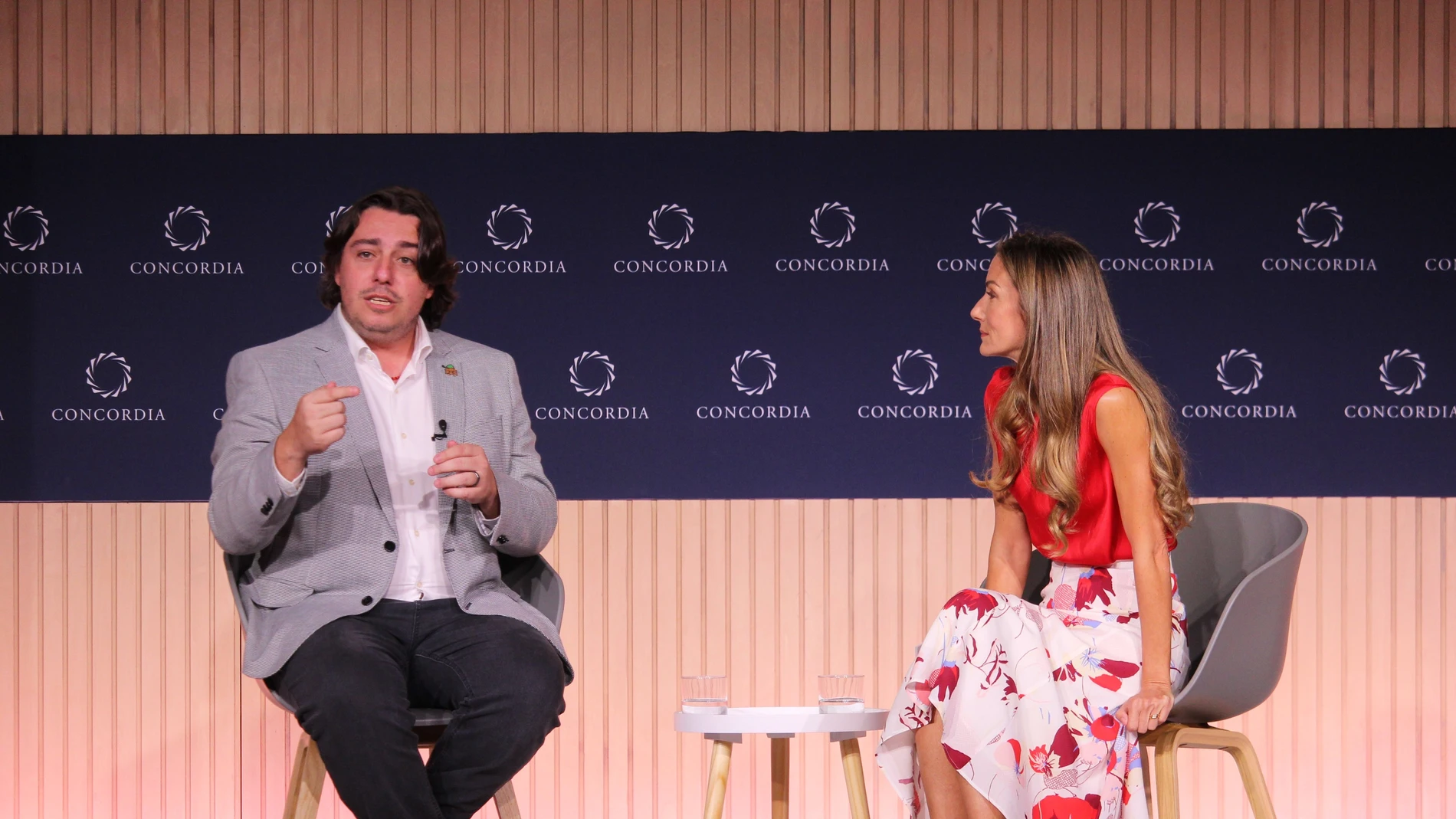 Telma Ortiz en la cumbre de la concordia.