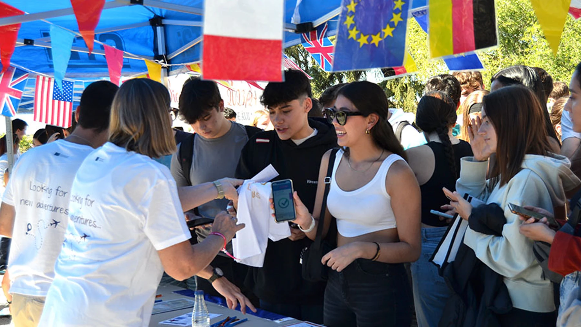 La UCAV celebra la fiesta de bienvenida con sus alumnos