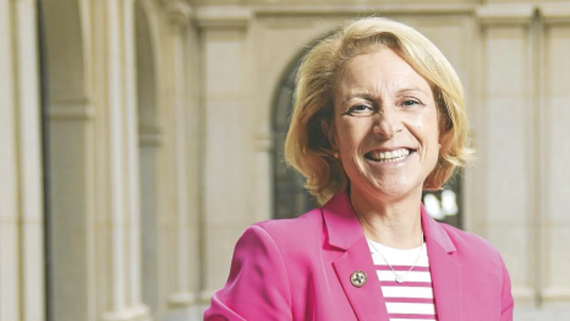 Rosa Visiedo, rectora de la Universidad CEU San Pablo