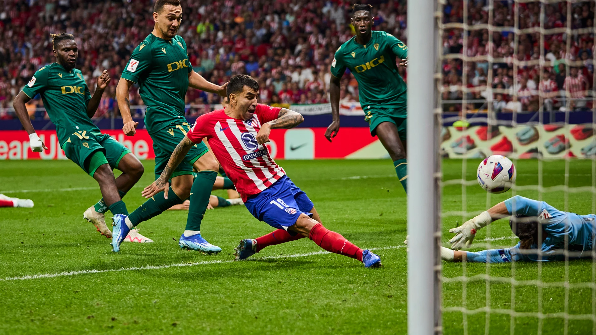 Correa. Atletico Madrid - Cadiz. LaLiga EA Sports 2023 - 2024 © Alberto R. Roldán / Diario La Razón 01 10 2023