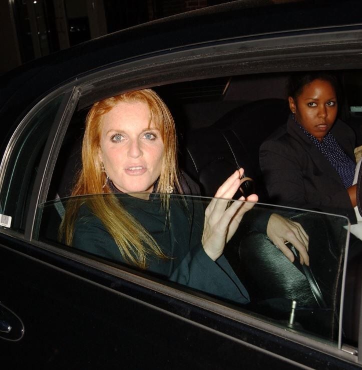 Sarah Ferguson y su asistente personal 