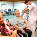 Arranca la vacunación contra la gripe en las residencias de mayores de Castilla y León