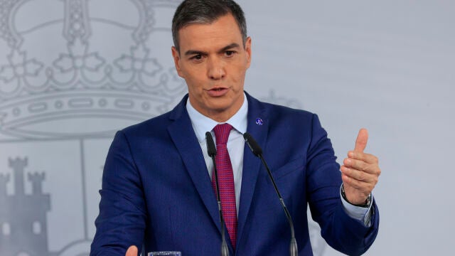 Rueda de prensa de Pedro Sánchez tras reunirse con Felipe VI en el marco de la ronda de contactos para designar nuevo candidato al Gobierno de España