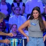 Irene junto al presentador Jorge Fernández en el programa 'La Ruleta de la Suerte'
