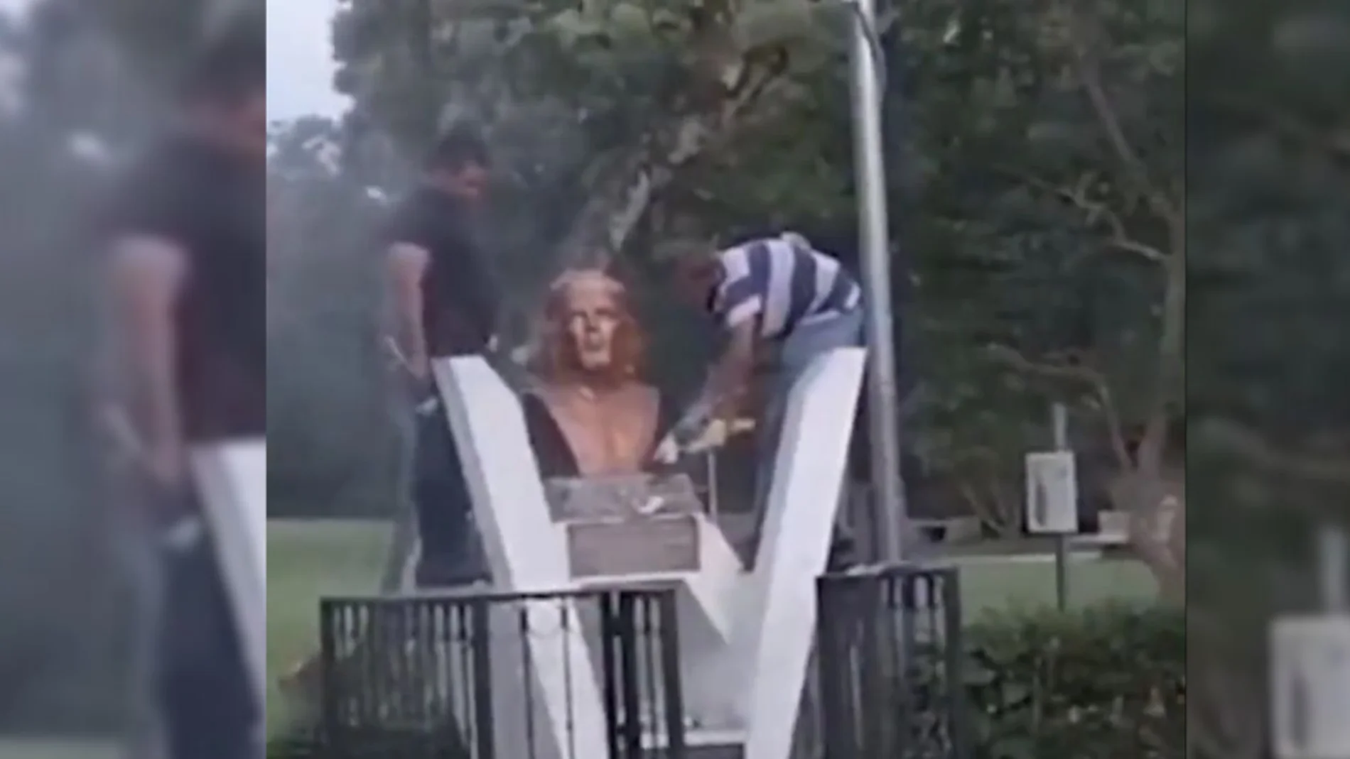 Derriban una estatua del Che Guevara en El Salvador