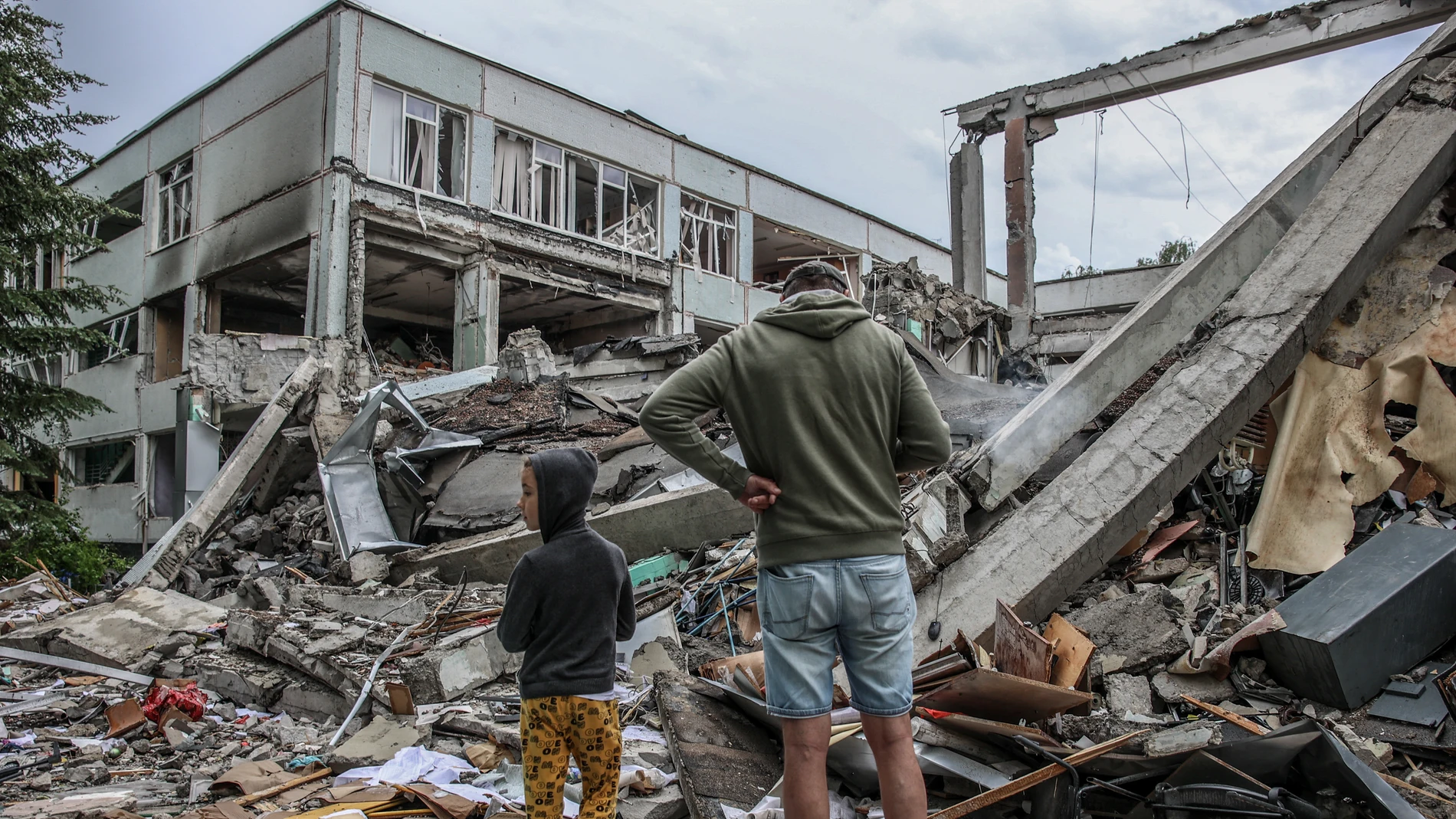Casi 50 muertos tras un nuevo ataque ruso sobre la ciudad de Kupiansk, en la región ucraniana de Járkiv
