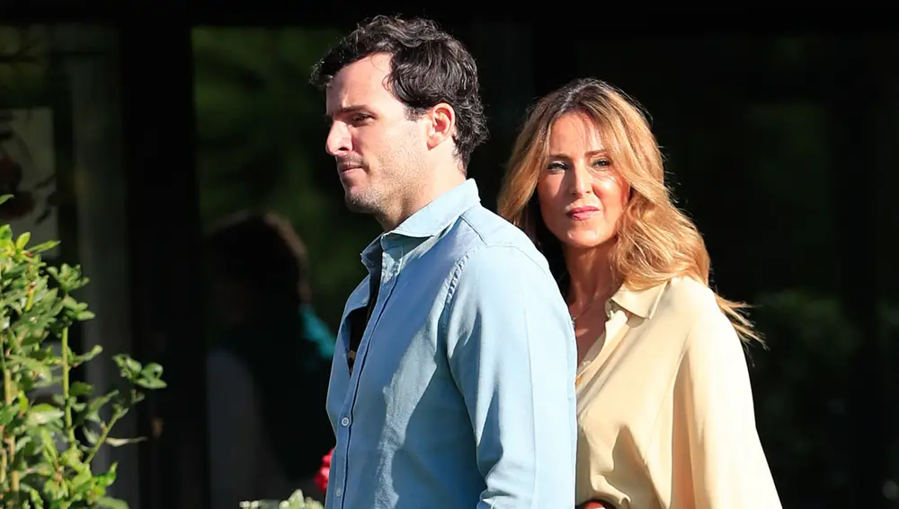 Íñigo Onieva y su madre, Carolina Molas