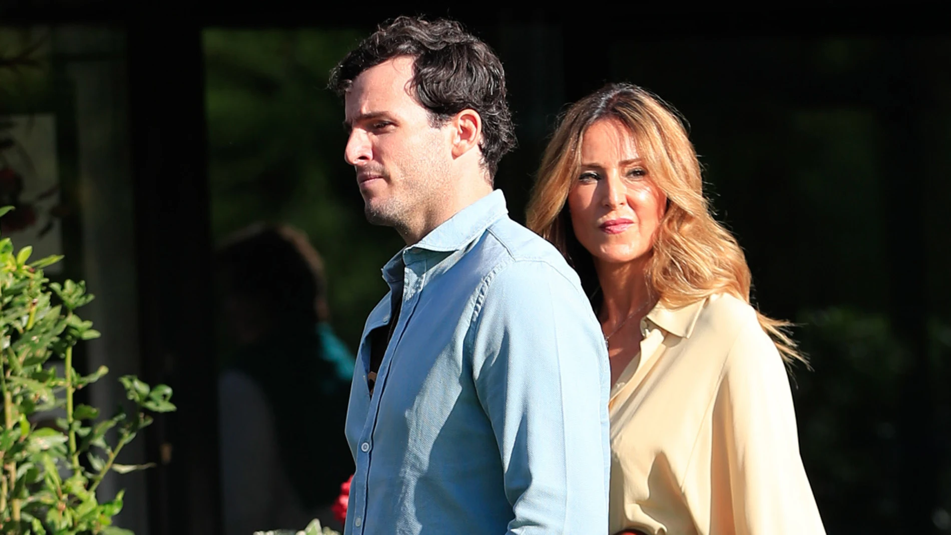 Íñigo Onieva y su madre, Carolina Molas