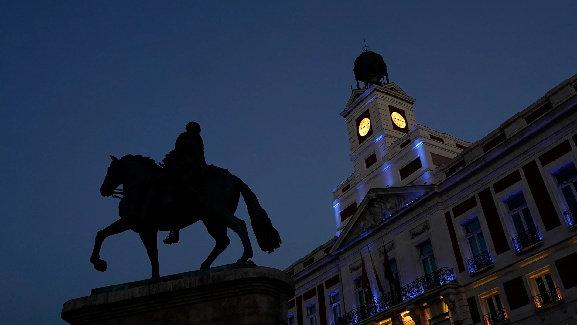 MADRID.-La Real Casa de Correos se iluminará esta noche con los colores de la bandera de Israel tras el ataque de Hamás -. Fir