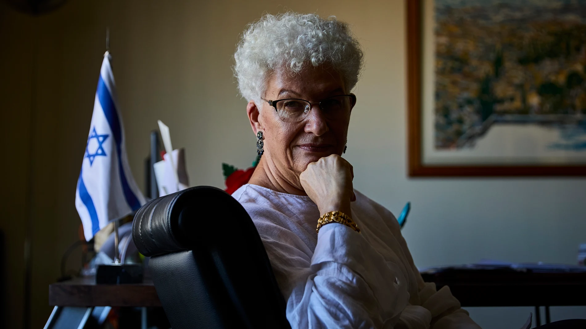 Rodica Radian-Gordon, embajadora de Israel en España, en su despacho de la embajada
