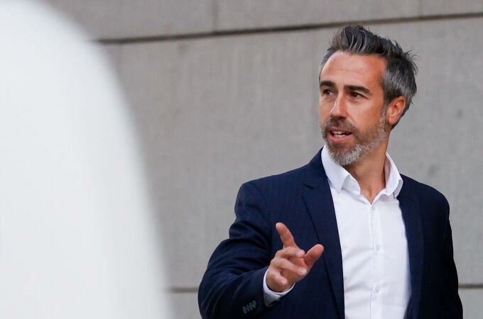 Jorge Vilda y un alto cargo de la RFEF, ante el juez por las coacciones a Jenni Hermoso