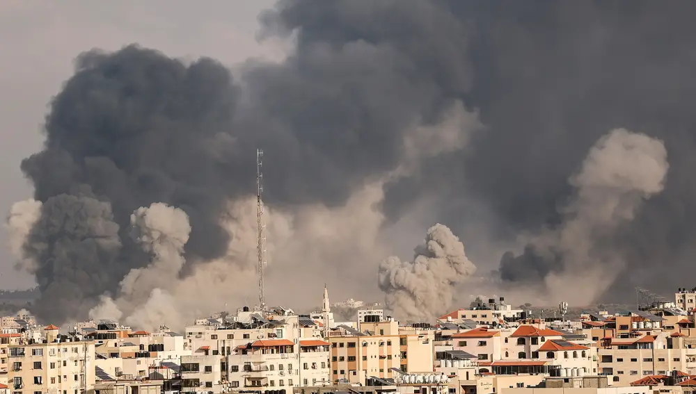 O.Próximo.- Israel afirma que ataca objetivos en la Franja de Gaza "a una escala sin precedentes"