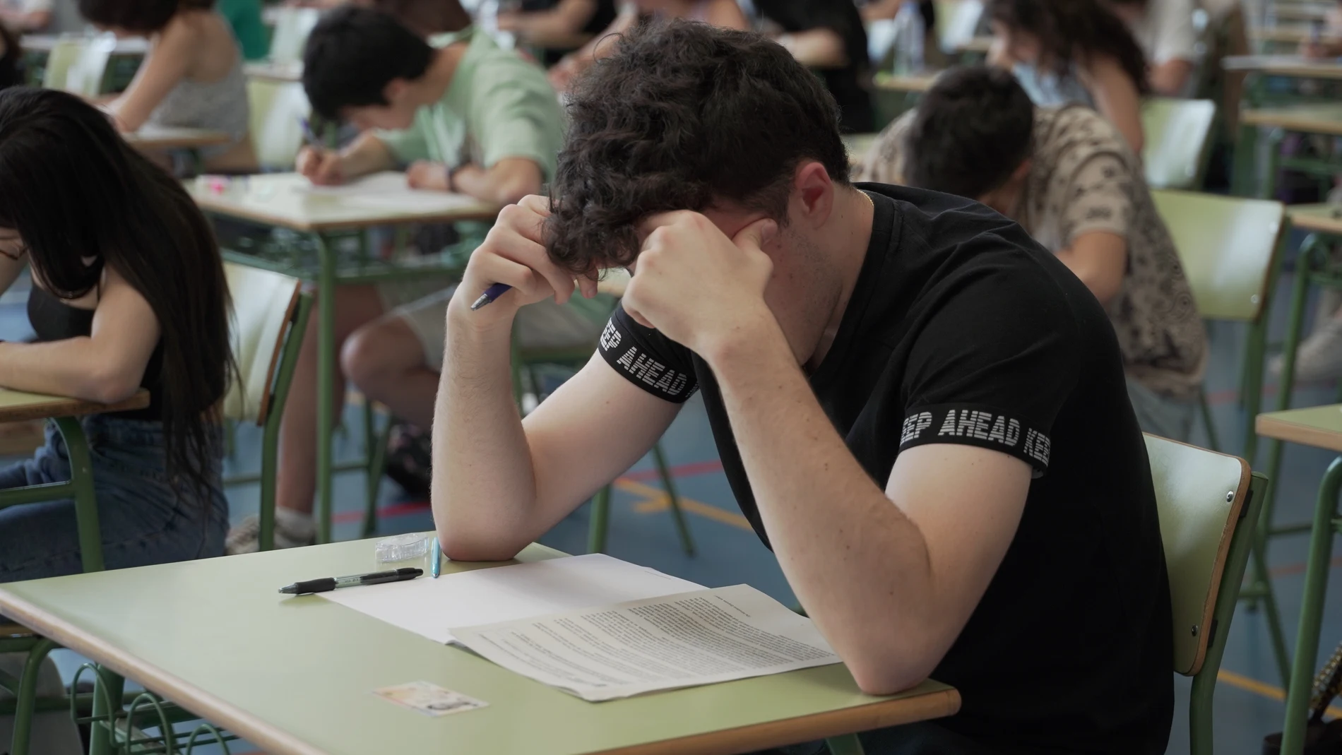 Falsifica las notas de su hijo para poder optar a una beca en Estados Unidos