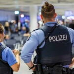Passengers from special flight from Israel at Frankfurt airport