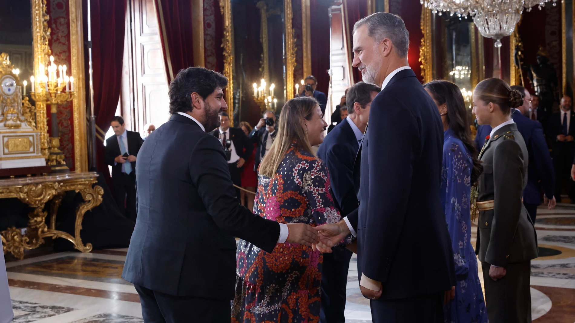 López Miras saluda a Su Majestad el Rey