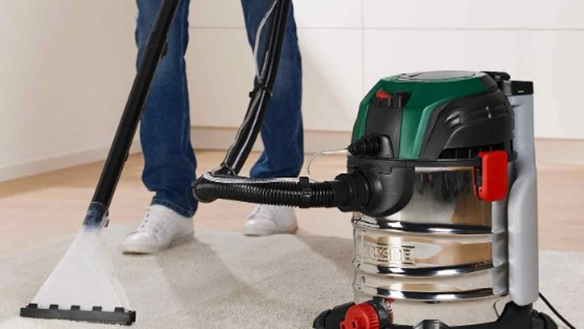 Lidl rebaja su aspirador de alfombras y tapicerías y lo convierte en líder de ventas