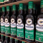 El precio del aceite de oliva en España es cada vez mayor y el país afronta una importante crisis de desabastecimiento