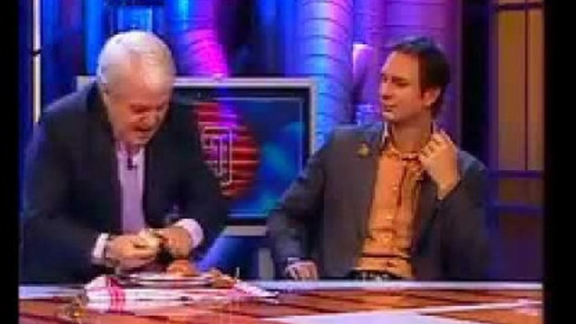 El encendido alegato de Carlos Pumares contra la tortilla de patata sin cebolla en 'Crónicas Marcianas'