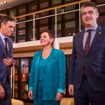 Pedro Sánchez y los portavoces de Bildu