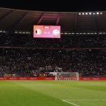 El encuentro en el estadio Rey Balduino fue suspendido en el descanso