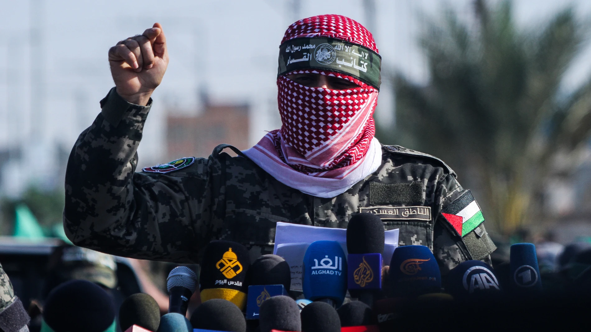 November 11, 2019: Gaza, Palestine. 11 Novembre 2019. The Izz al-Din al-Qassam Brigades hold a military march in Khan Younis, in the southern Gaza Strip. The Izz al-Din Qassam spokesperson, Abu Obeida, spoke during the event. The Al-Qassam brigades are the military wing of the Islamic Resistance Movement of Hamas (Foto de ARCHIVO) 11/11/2019