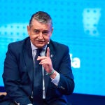 Antonio Sanz participa en el foro 'Dialogando' (Huelva)