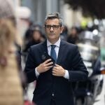 El ministro de la Presidencia, Relaciones con las Cortes y Memoria Democrática en funciones, Félix Bolaños, a su llegada a la tercera jornada de la segunda edición de ‘Metafuturo', en el Ateneo de Madrid.