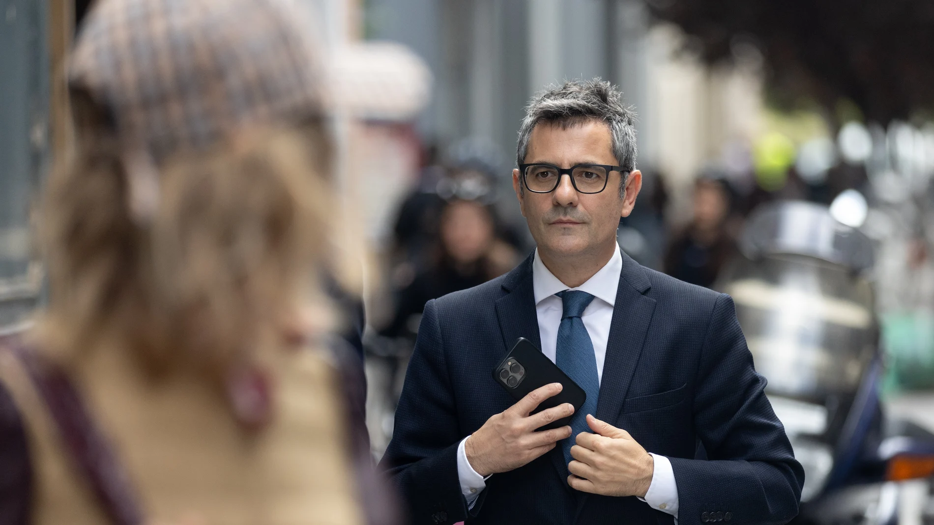 El ministro de la Presidencia, Relaciones con las Cortes y Memoria Democrática en funciones, Félix Bolaños, a su llegada a la tercera jornada de la segunda edición de ‘Metafuturo', en el Ateneo de Madrid.