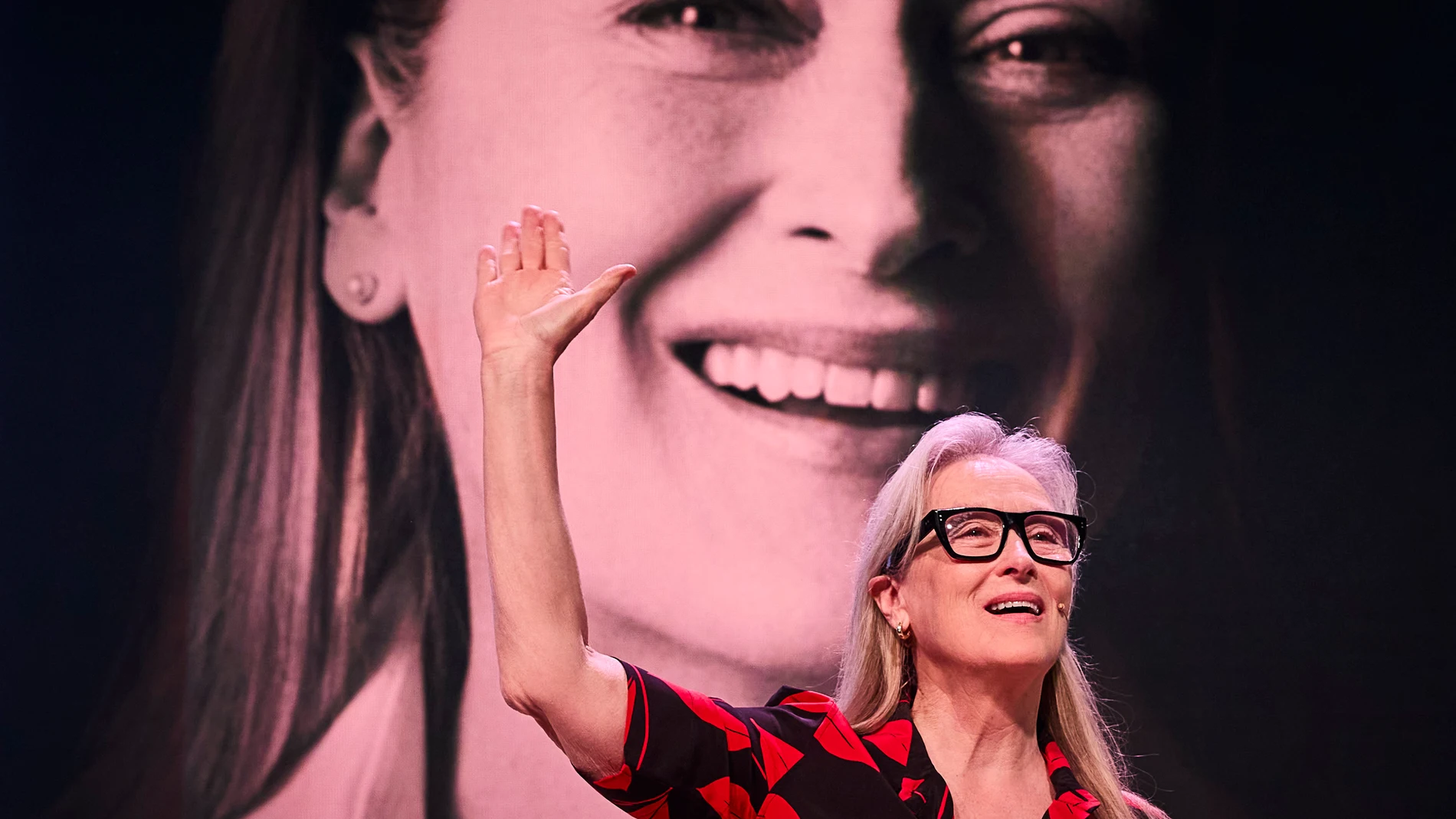 La actriz estadounidense Meryl Streep, Premio Princesa de Asturias de las Artes 2023, mantiene este miércoles en Oviedo varios encuentros con profesorado, alumnado y público para hablar de la interpretación y de su trayectoria profesional, a dos días de recoger el galardón © Alberto R. Roldán / Diario La Razón. 18 10 2023