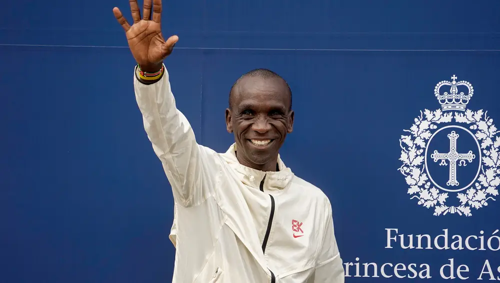 Eliud Kipchogue, Premio Princesa de Asturias de los Deportes 2023, llega este jueves a Oviedo