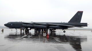 Cheongju Airport (Korea, Republic Of), 19/10/2023.- A handout photo made available by South Korea's Defense Ministry shows a B-52H strategic bomber parked at a South Korean Air Force base at Cheongju Airport, 112 kilometers south of Seoul, South Korea, 19 October 2023. The US Forces Korea unveiled the bomber to the press which arrived in South Korea to participate in the Seoul International Aerospace & Defense Exhibition (ADEX) 2023, commemorating the 70th anniversary of the South Korea-US al...