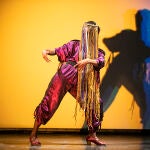 Yinka Esi Graves lleva a Cádiz un flamenco mestizo y muy personal