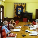Reunión del jurado que ha concedido las becas