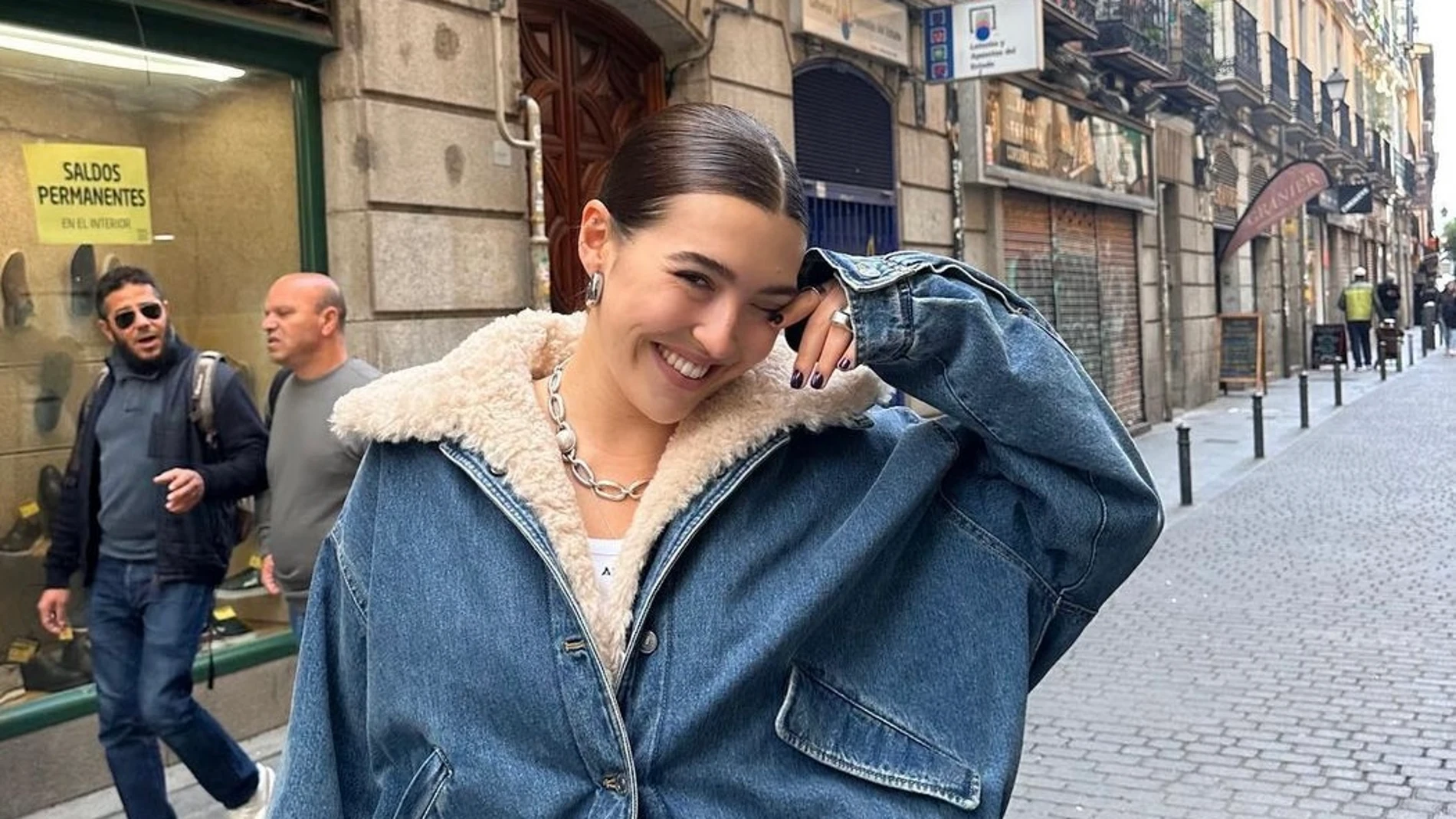 Alba Díaz con chaqueta de mango