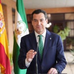 Juanma Moreno anuncia la recompra por 328 millones de los 70 edificios vendidos al fondo WP Carey en 2014