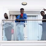 El Gobierno traslada de Canarias a Torrox (Málaga) a 240 migrantes subsaharianos